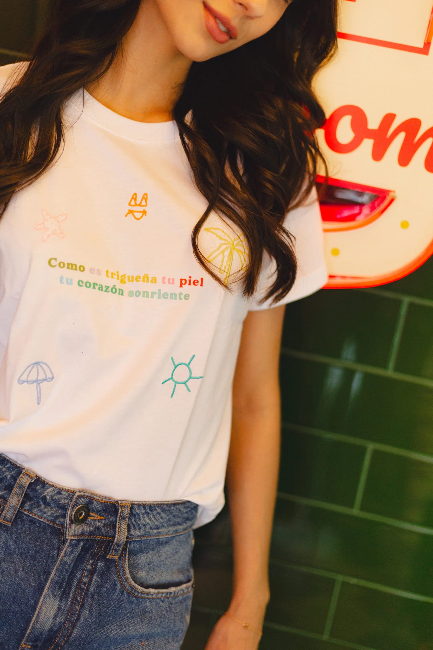 De Oro Oversized Tee - imagen 2