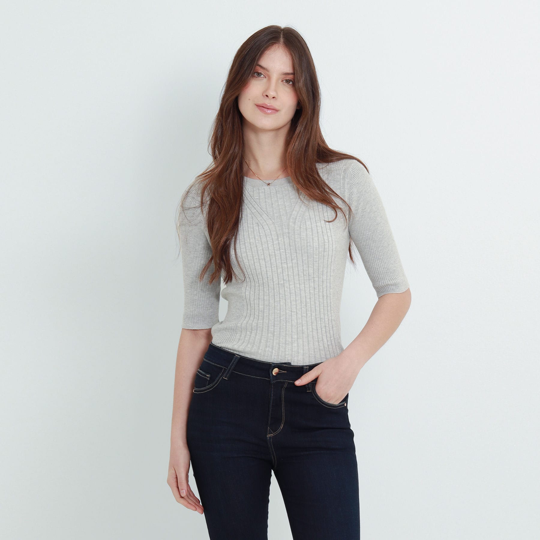 Sweater Cuello Redondo Manga Corta - imagen 8
