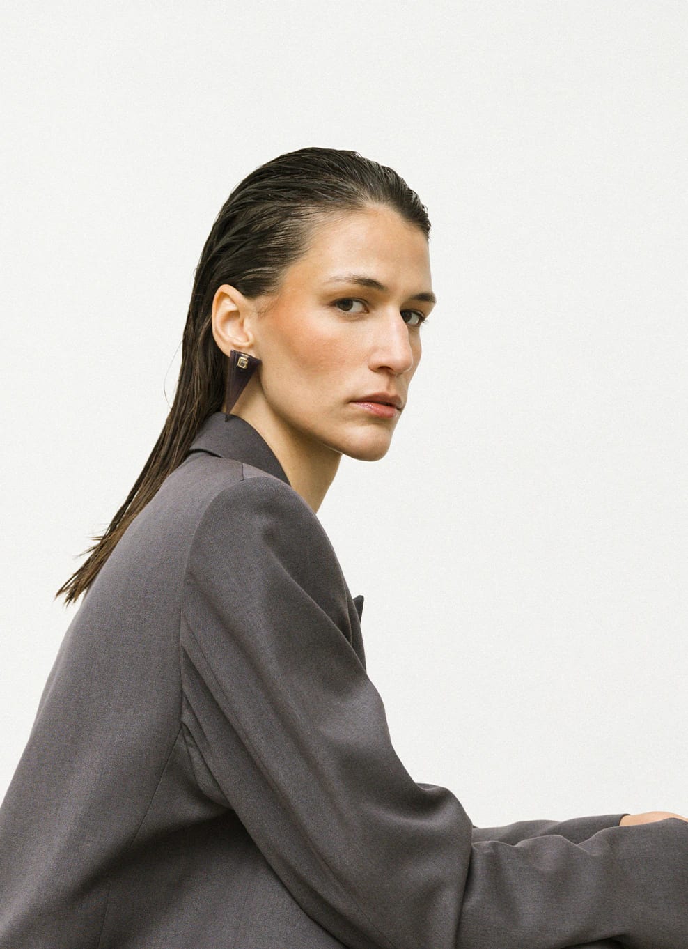 JVxTH - L SMOKY EARRINGS - imagen 2
