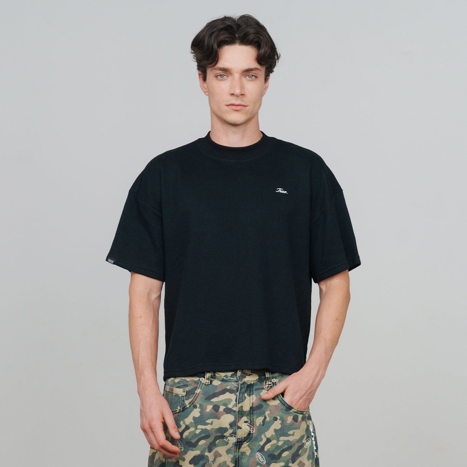 Textured Boxy Tee - Black - imagen 2