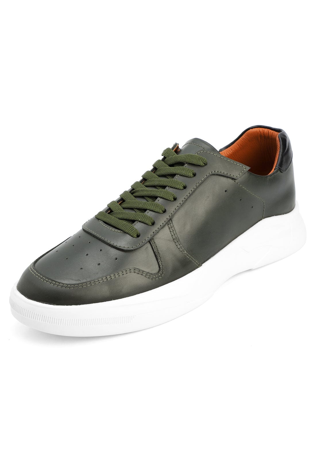 Tenis verdes con suela blanca y talón negro - imagen 1