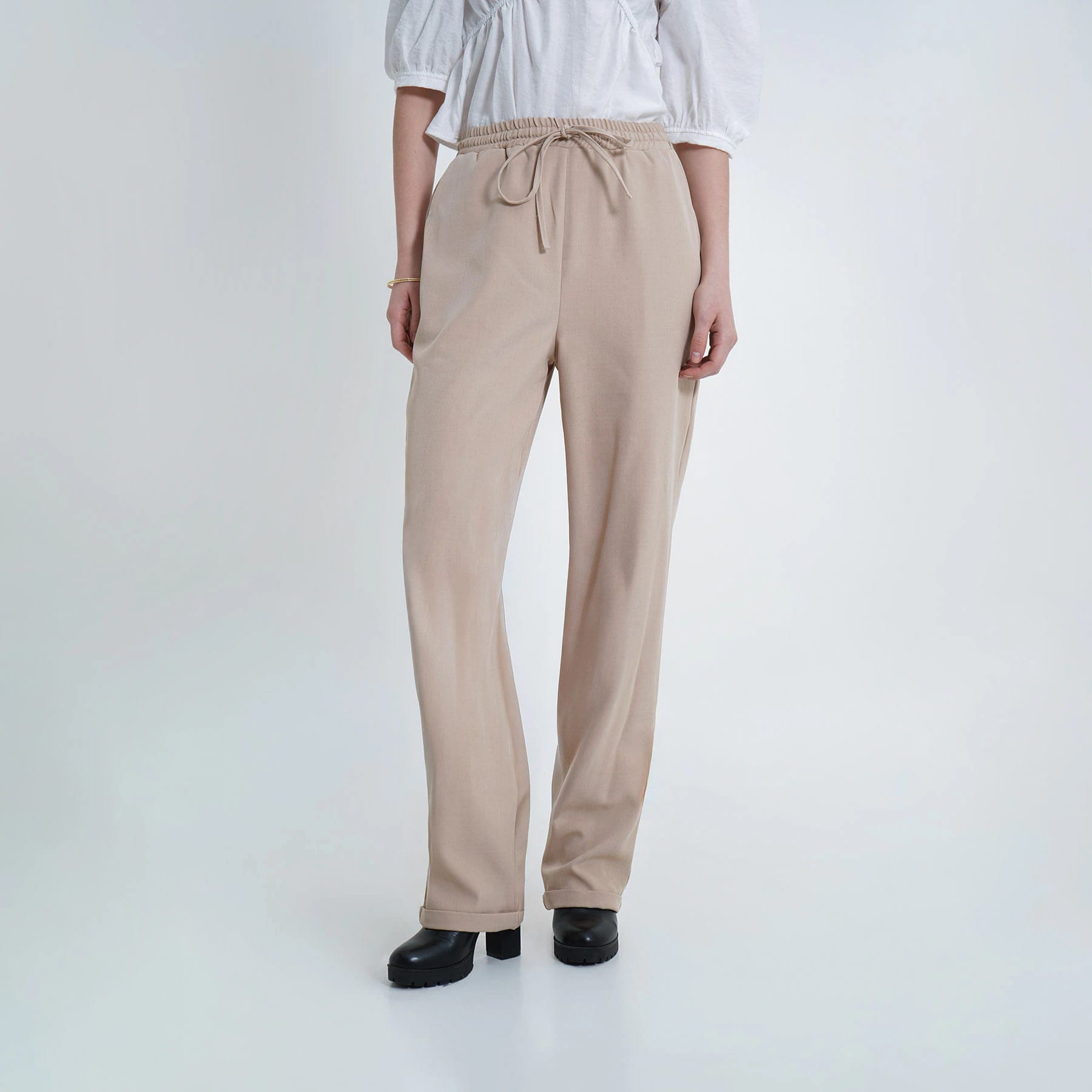 Pantalón recto con elastico y cintura - imagen 11