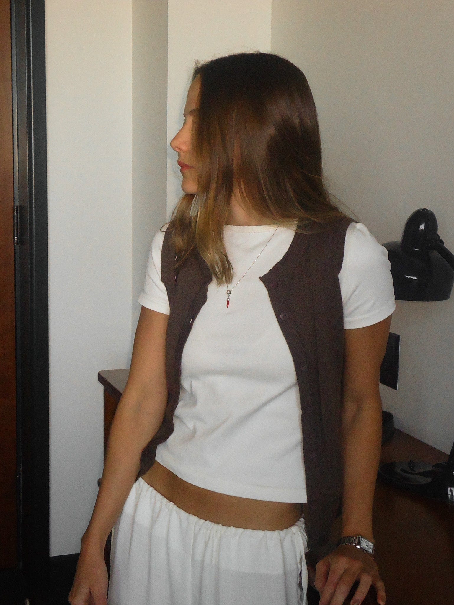 CLASSIC BUTTON KNIT VEST - BROWN - imagen 7