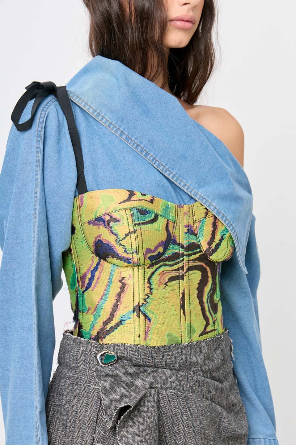 Kia Bustier - imagen 11