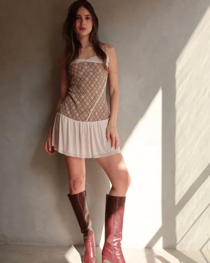 VESTIDO MINIPLAID DE CUADROS CON CORSET CREMA - imagen 3