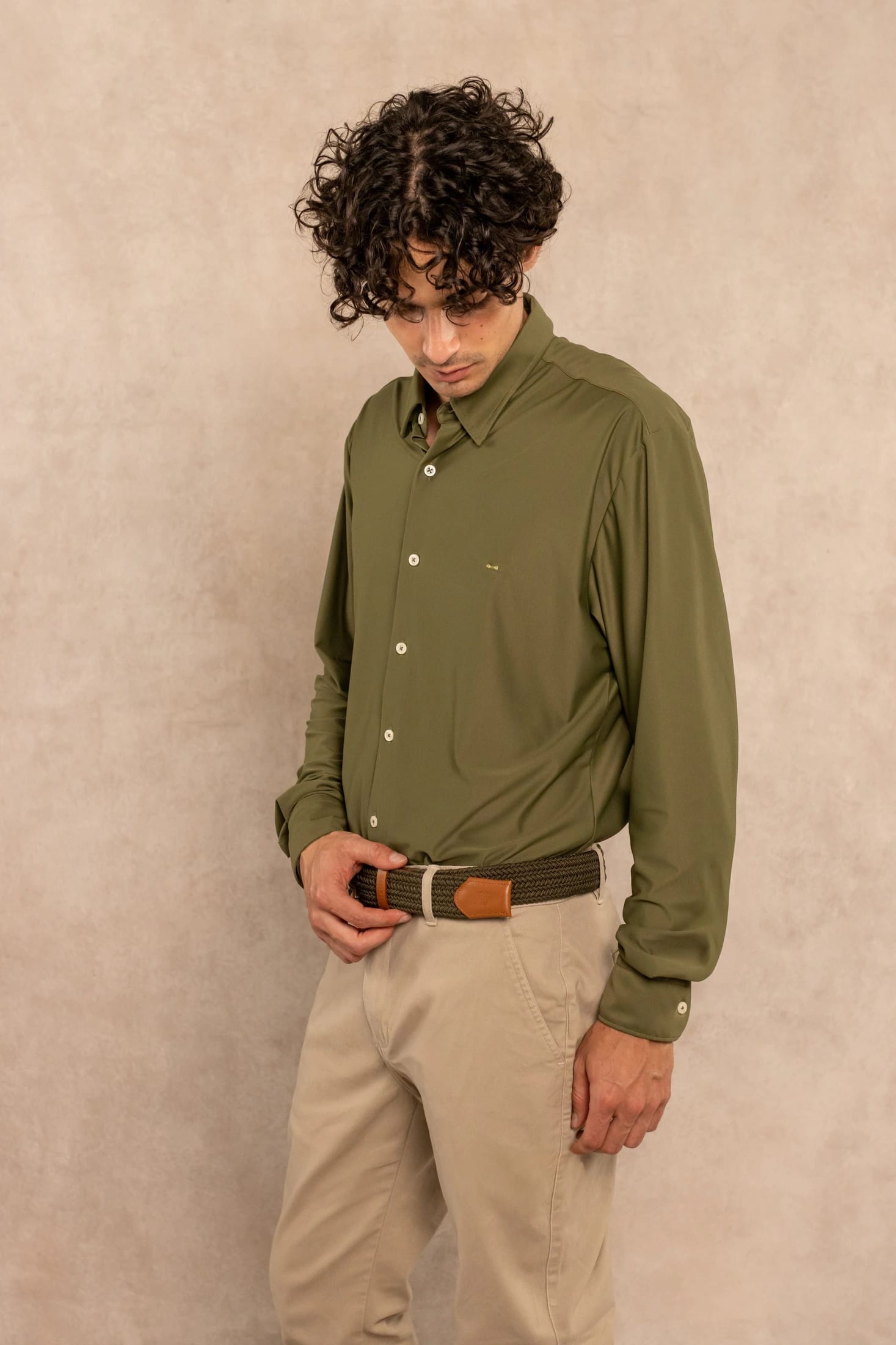 Camisa Performance Oxford Verde Militar - imagen 4