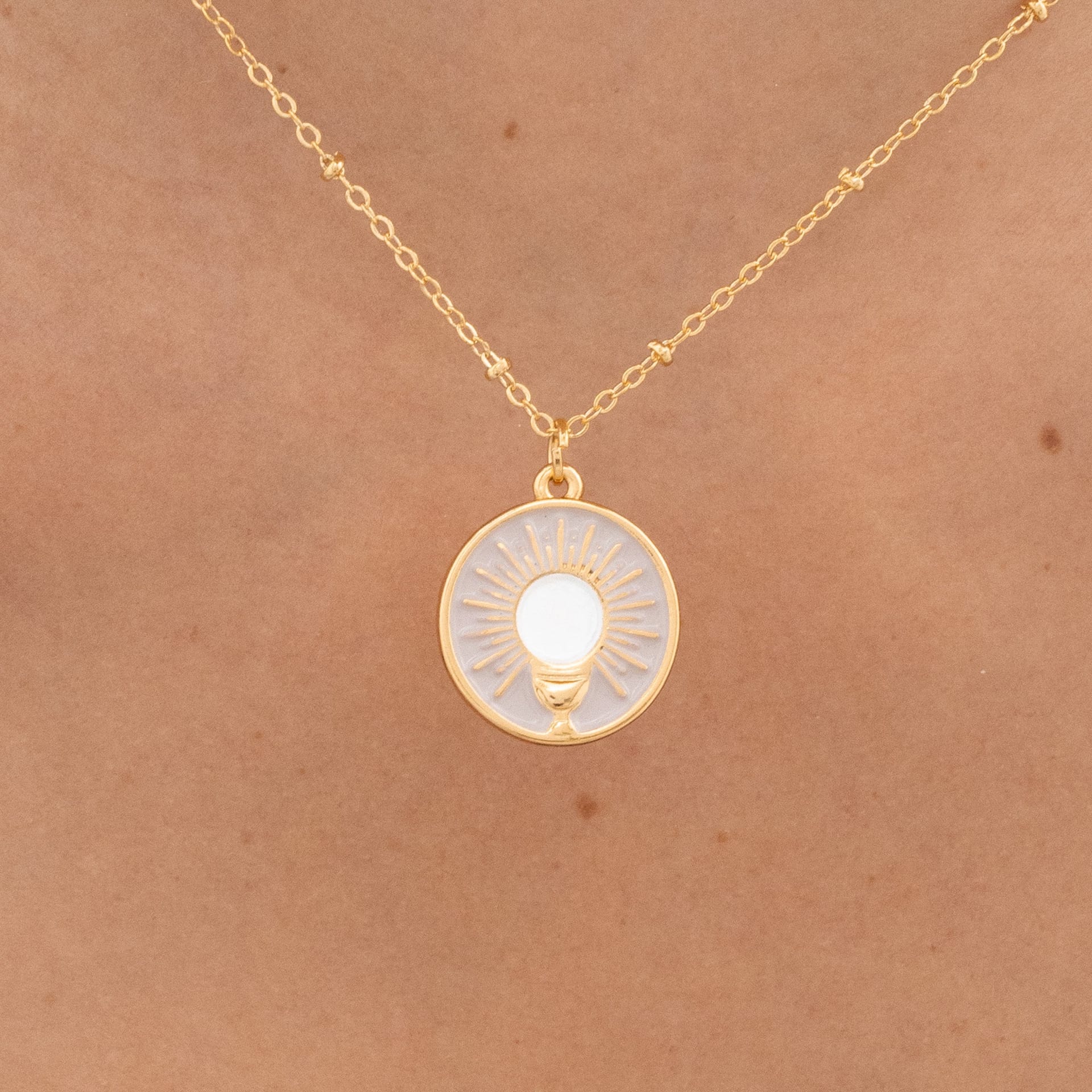 Cadena Con Dije Religioso + Aretes - imagen 3