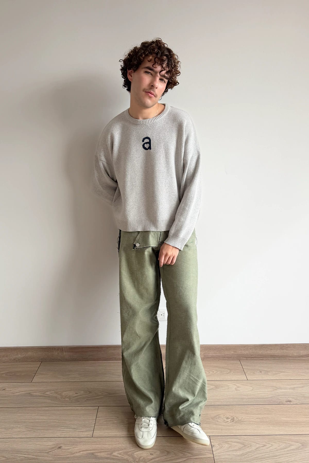 MONOGRAM SWEATER HEATHER GREY - imagen 1