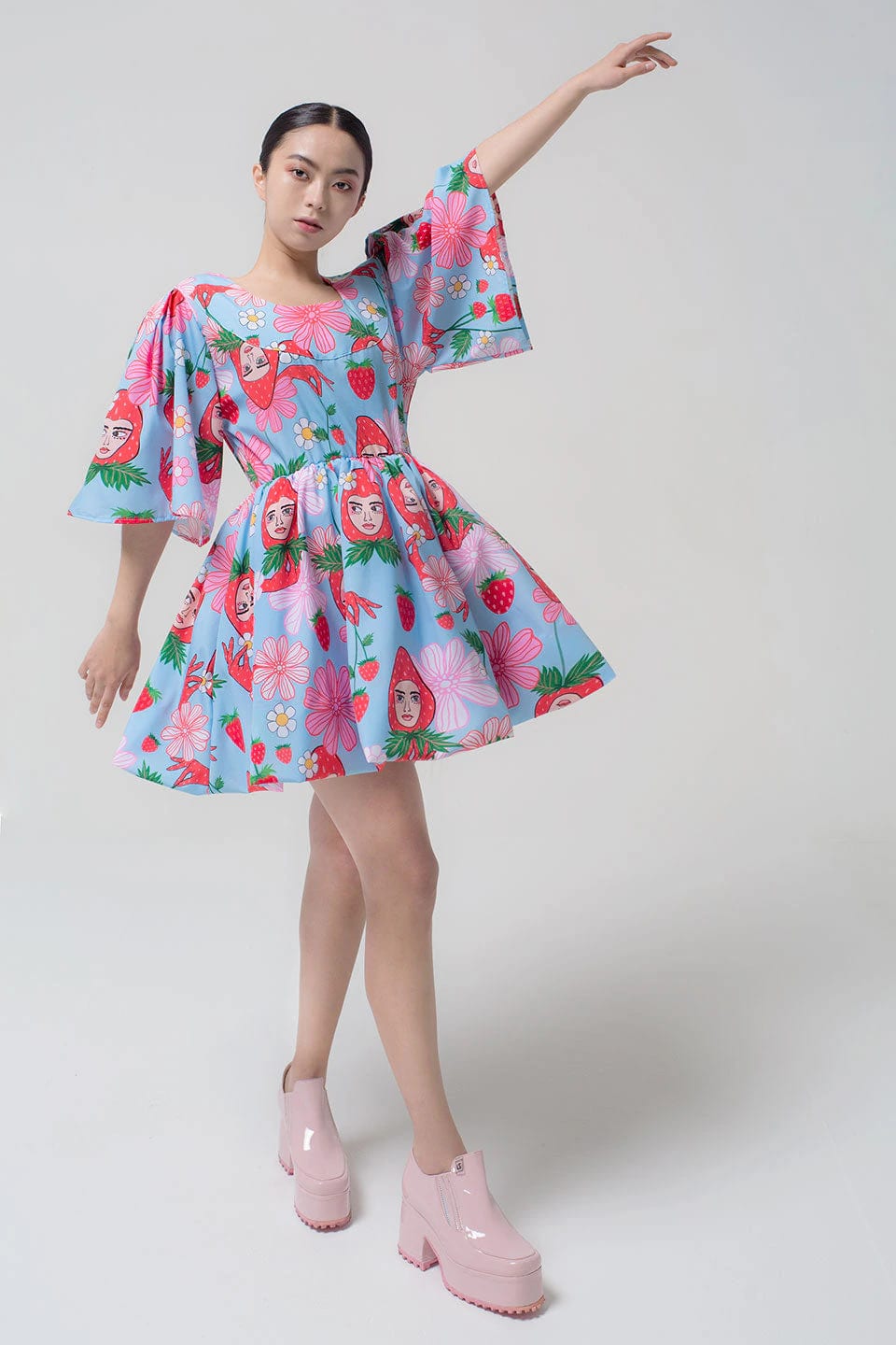 Vestido Cupcake / Ilustración Fresas con crema - imagen 1
