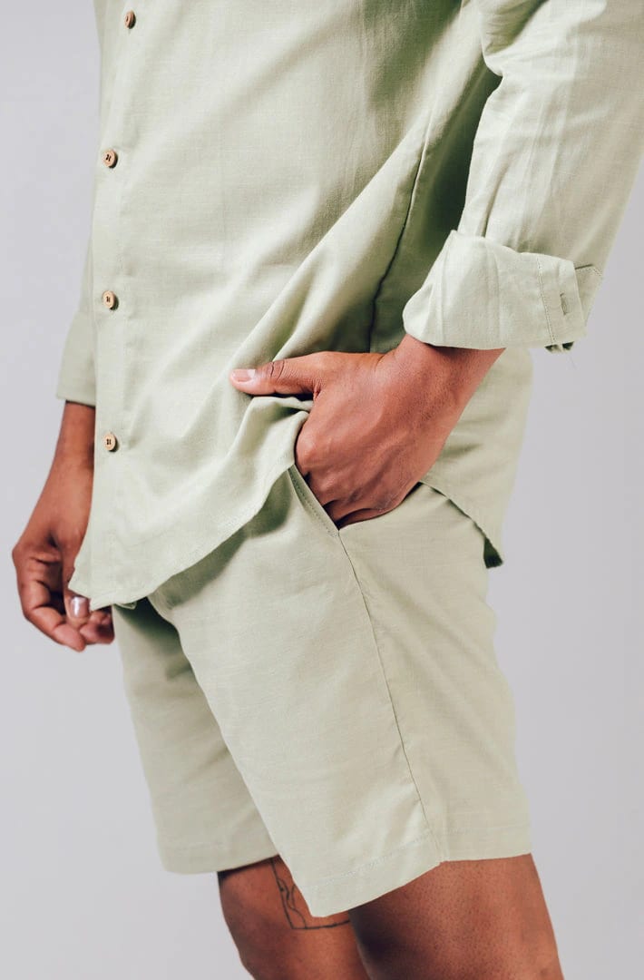 Short lino verde eucalipto - imagen 3