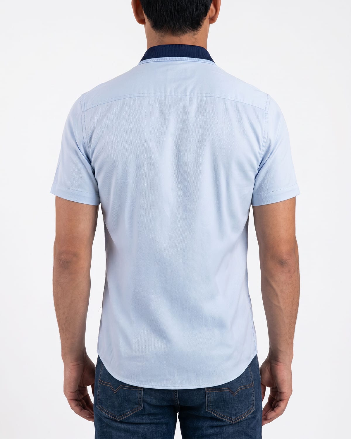 Camisa slim celeste manga corta para hombre - imagen 3