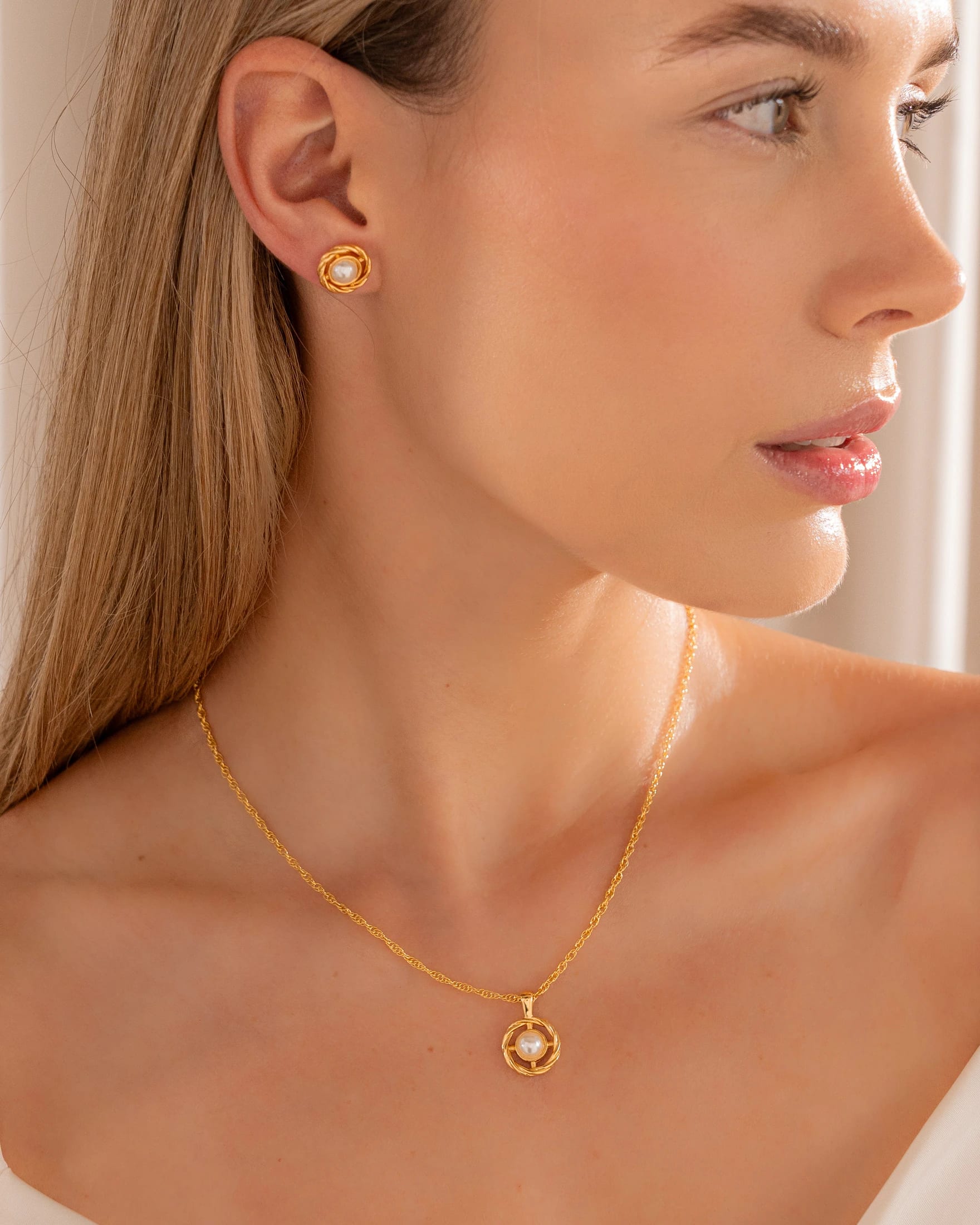 Set Collar + Aretes Lazo Perla - imagen 1
