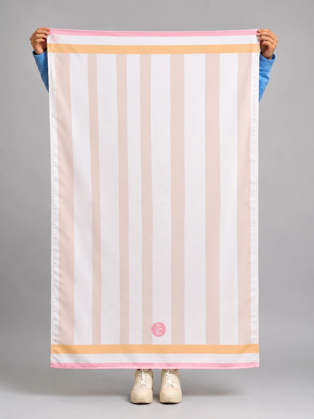 Toalla Estampada Rayas Beige - imagen 1