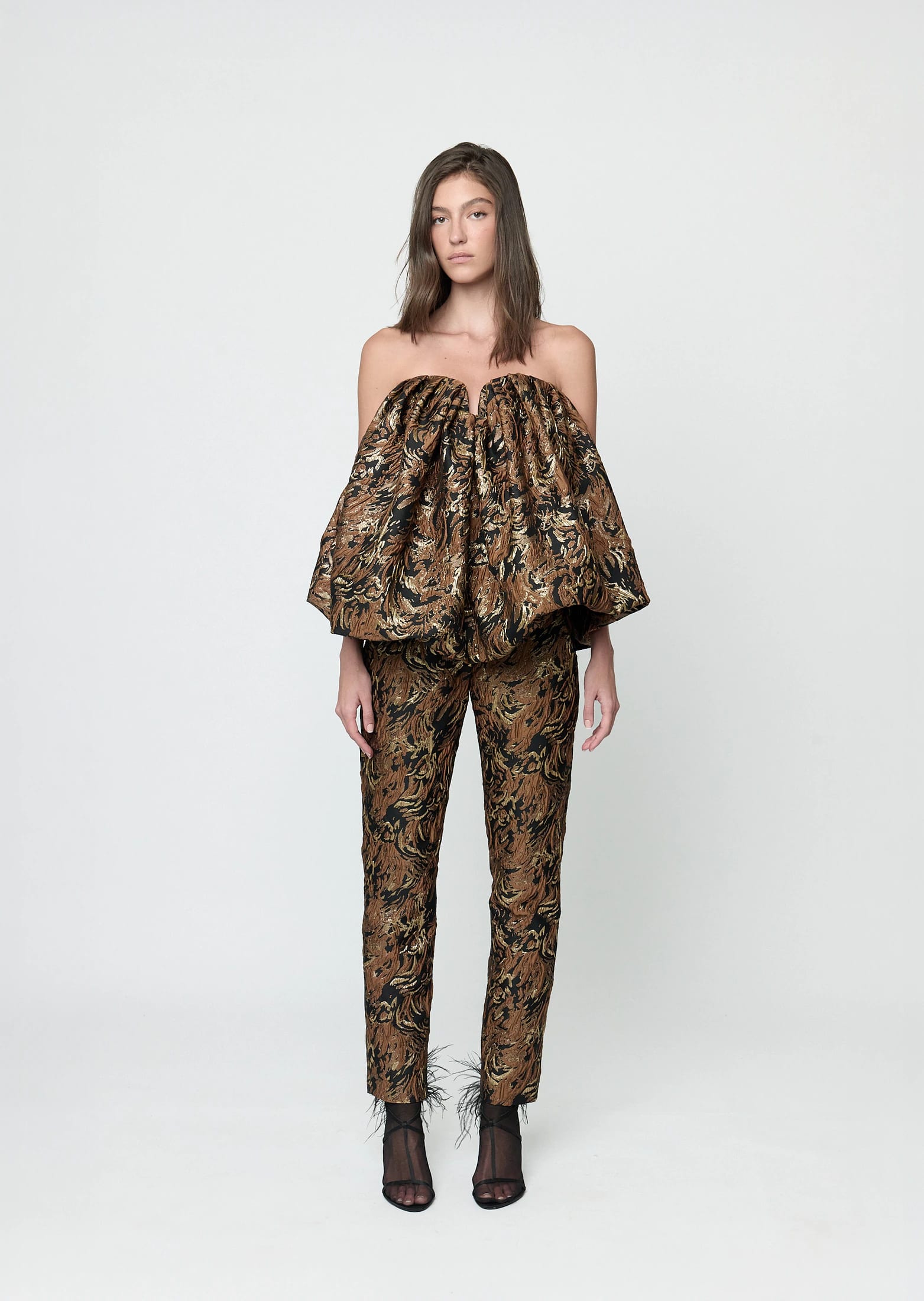Gen Bustier - imagen 2