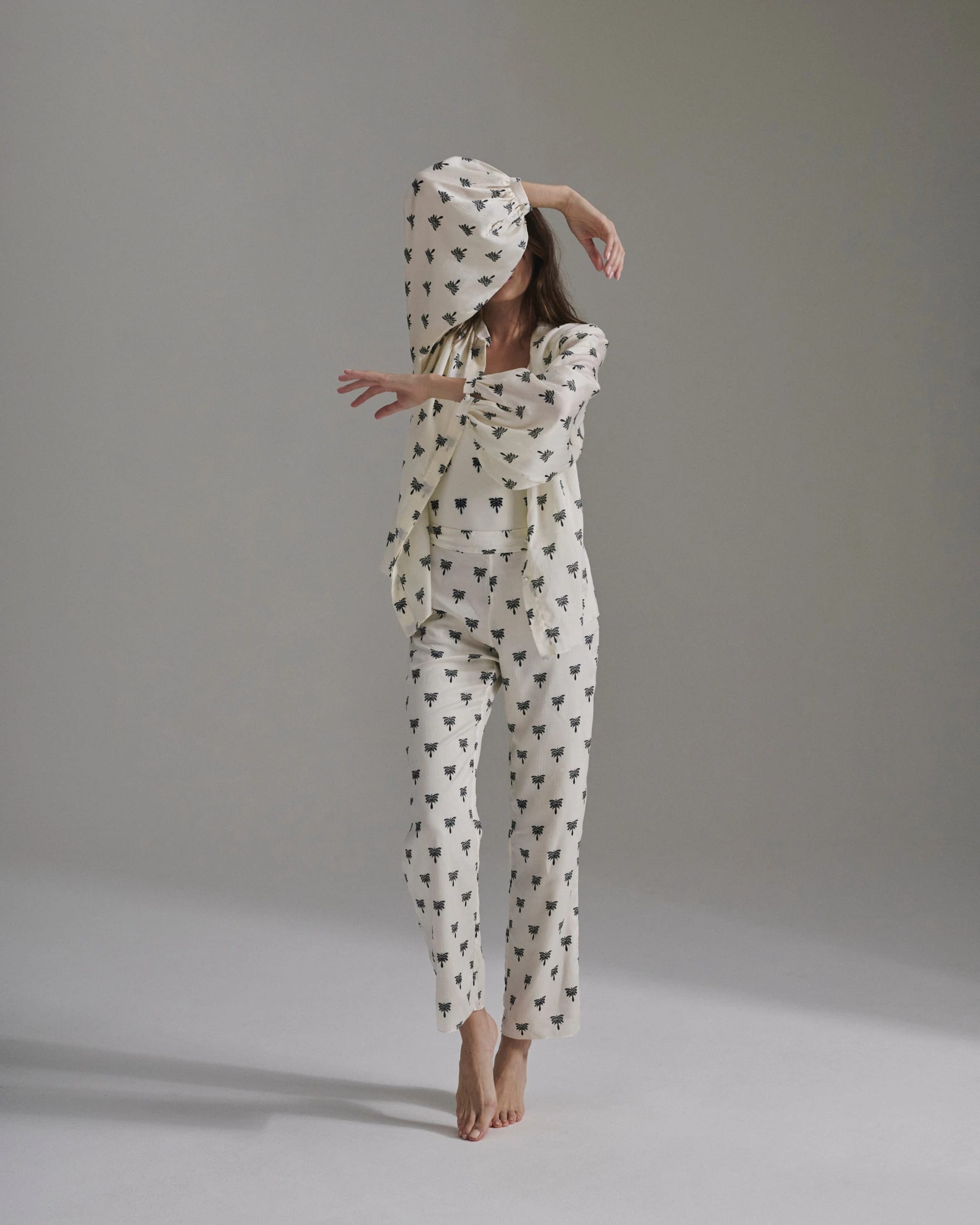 Don Simon Martellato Silk Shirt / Ivory - Black Polka Palms - imagen 2
