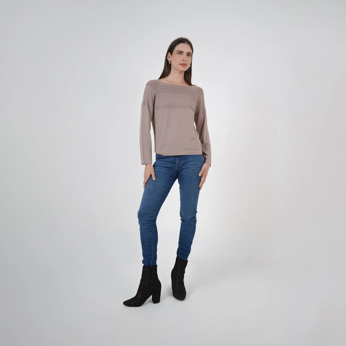 Sweater Cuello Redondo Manga Larga - imagen 8