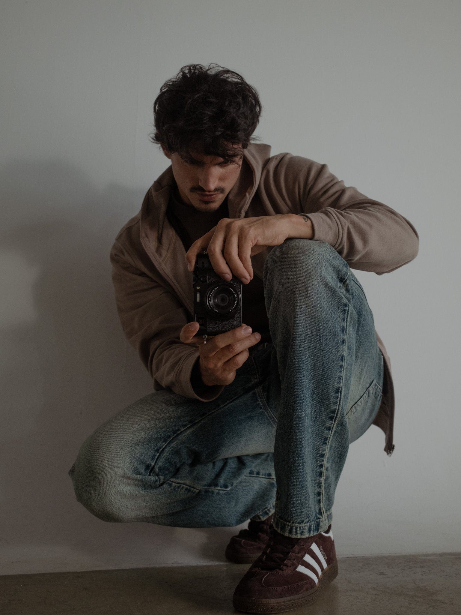 CLASSIC HOODIE - MOCCA - imagen 16