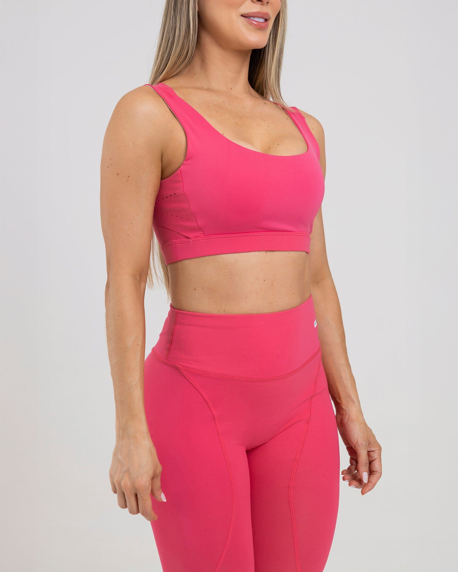 Top sisa sculpt glow fucsia rouge genuina - imagen 2