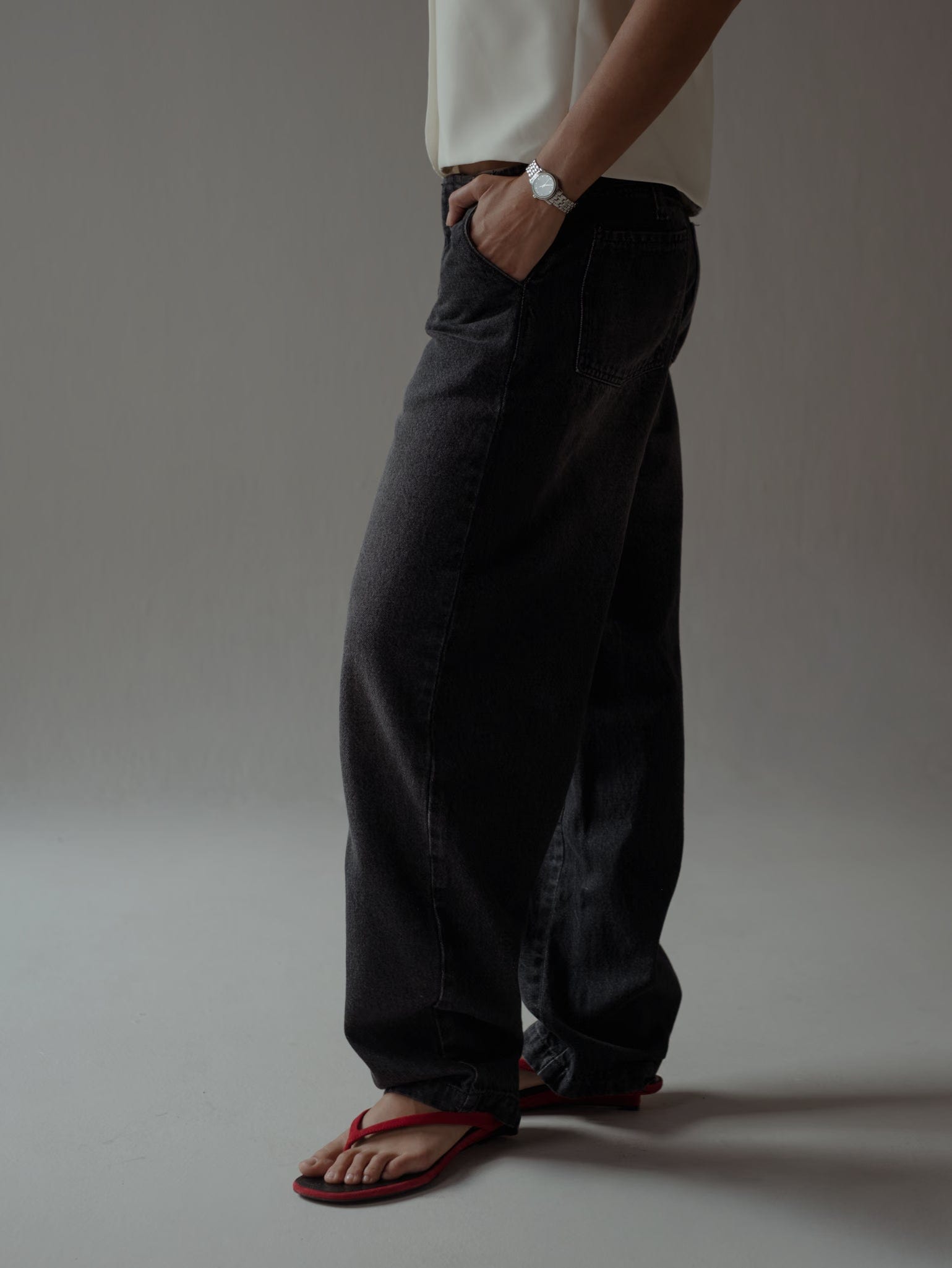 SARTORIAL BARREL JEAN - BLACK PEPPER - imagen 3