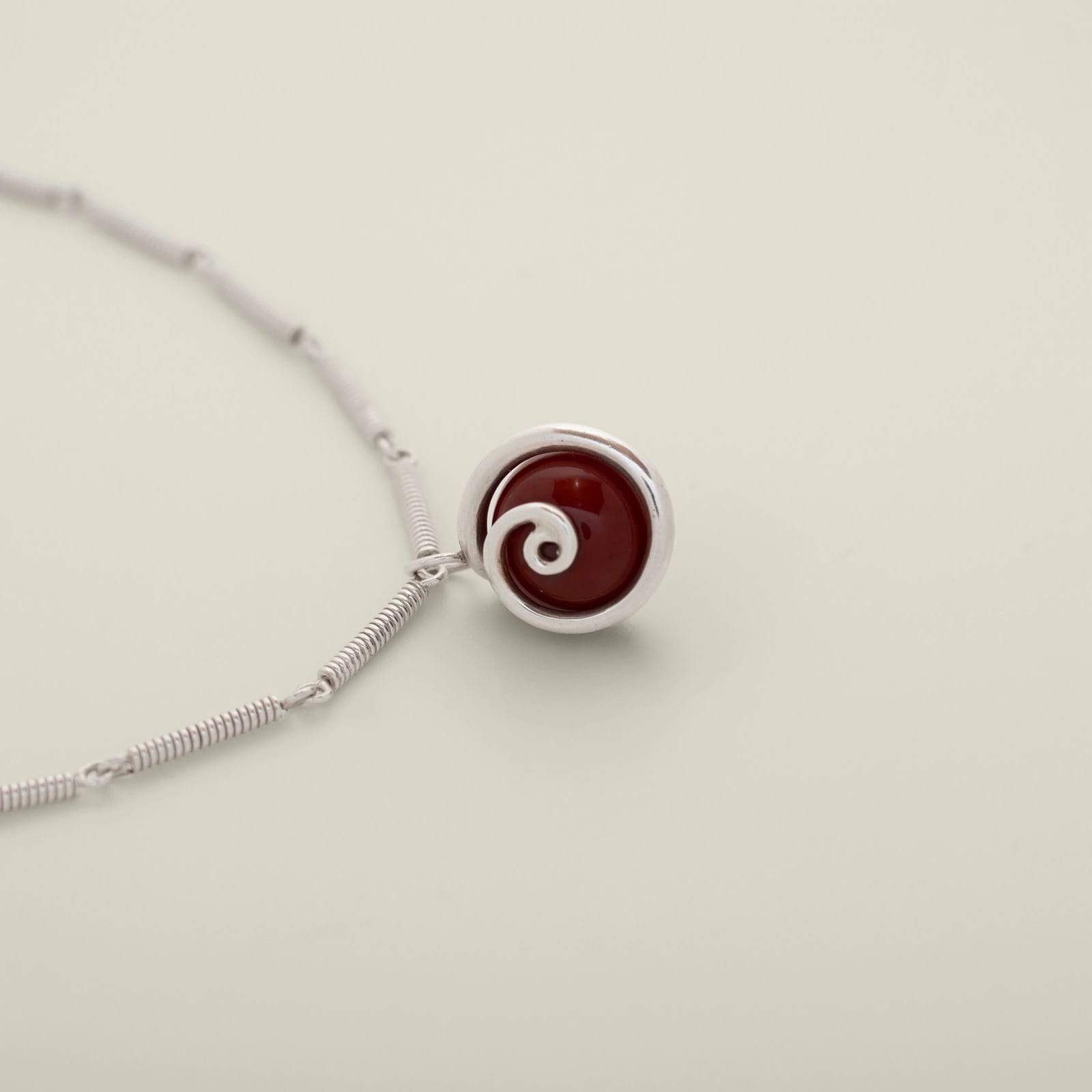 Ummu Cornalina Pendant Silver - imagen 2