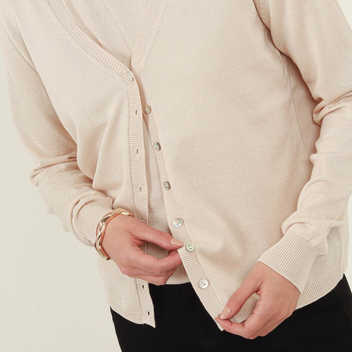 Sweater cardigan con botones manga larga - imagen 12
