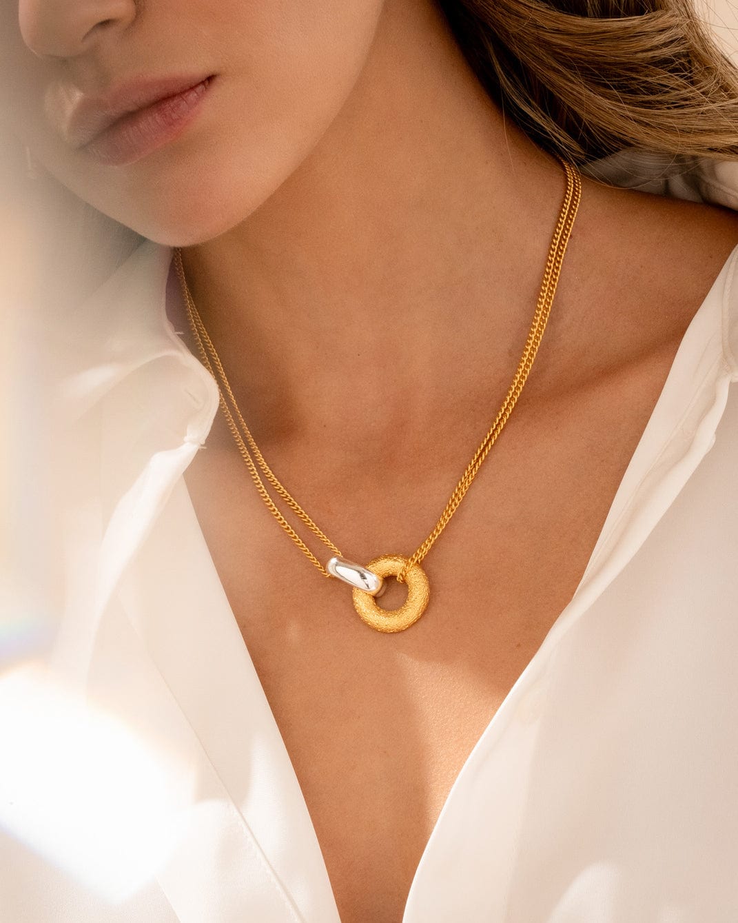 Collar Dona Bicolor + Aretes - imagen 2
