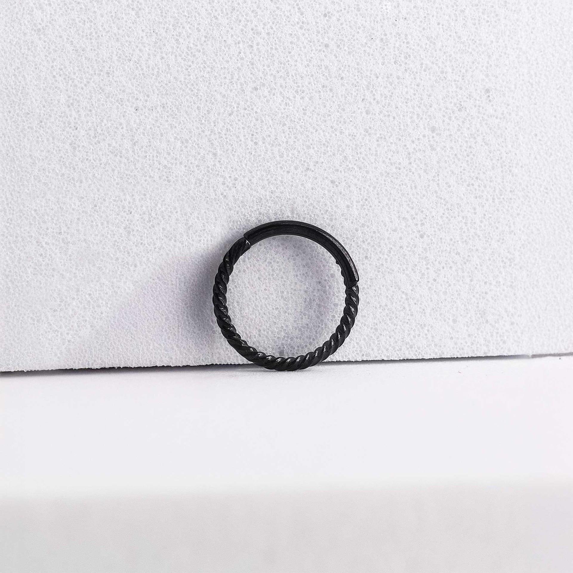 Piercing Turn - imagen 3