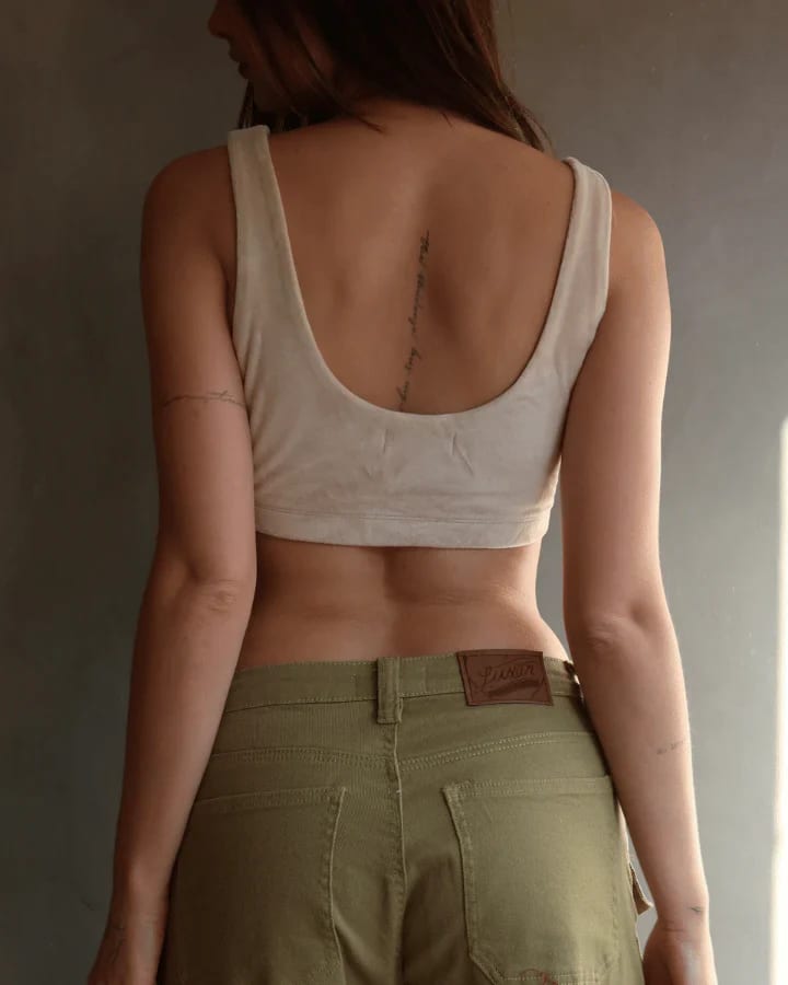 TOP TERCIOPELO AURA NUDE - imagen 8