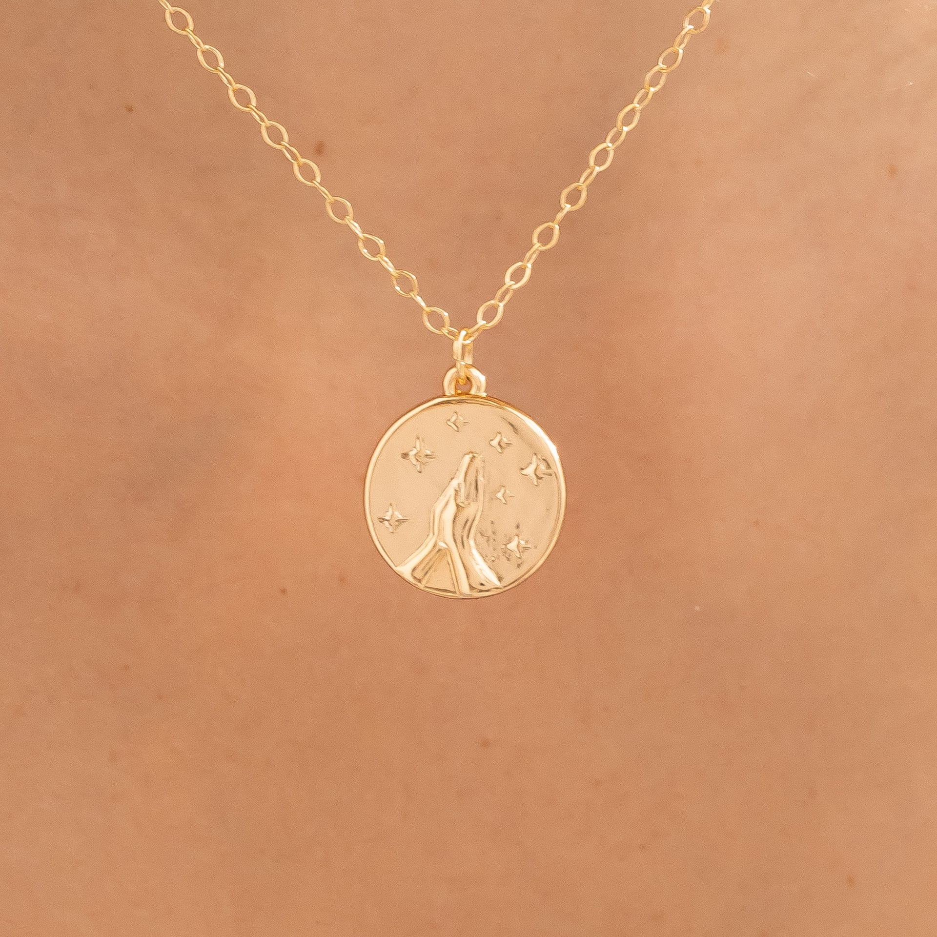Cadena Con Dije Religioso + Aretes - imagen 6