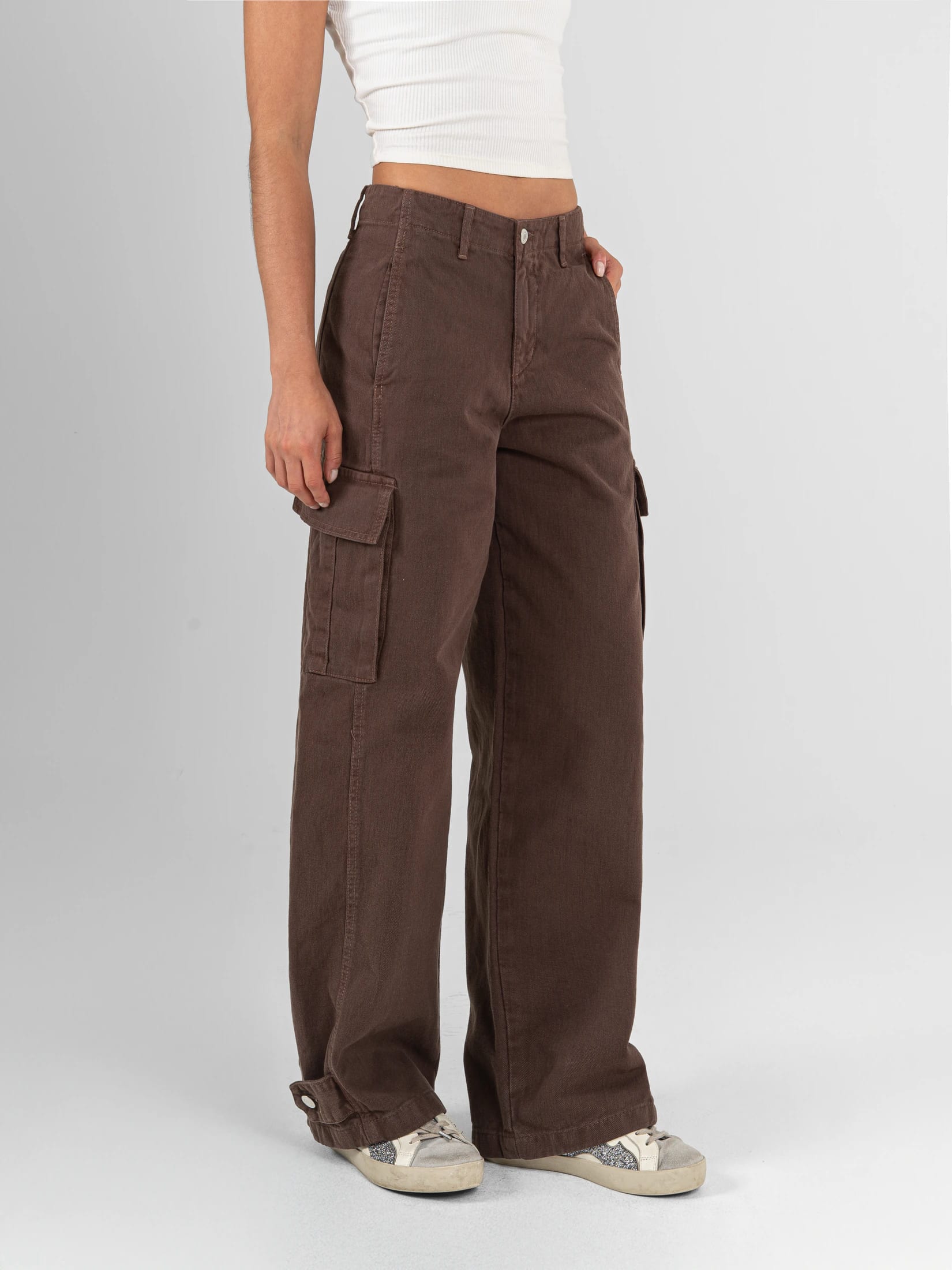 Ref: 0620484 Pantalón Cargo rígido, tiro alto, tono café, diseño con bolsillos laterales - imagen 3