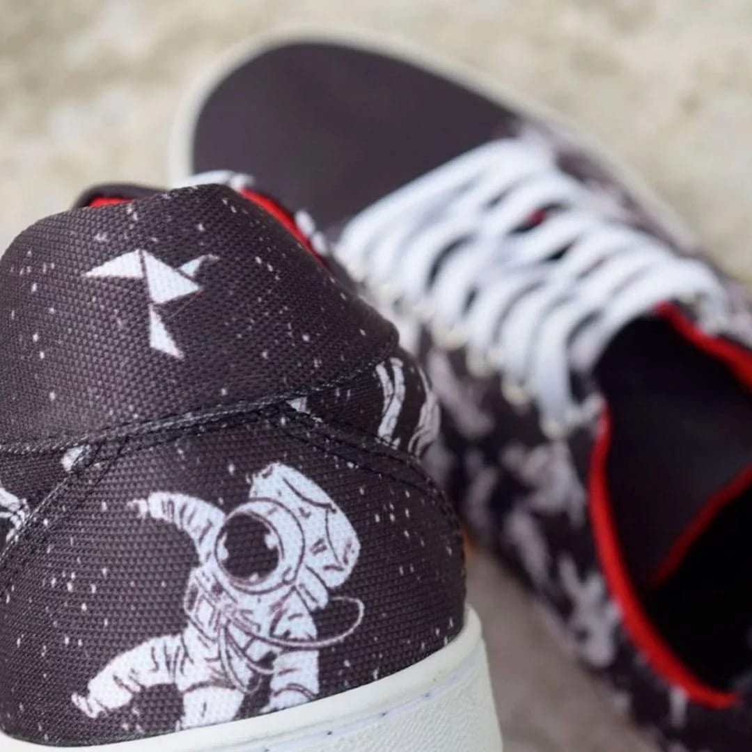 Astronauta – Tenis - imagen 4