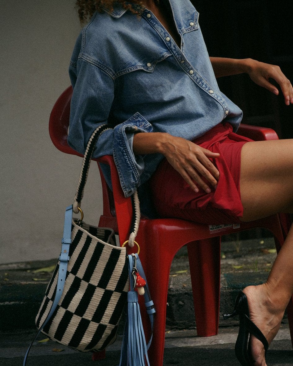 Alameda N Large Bucket Bag - imagen 4