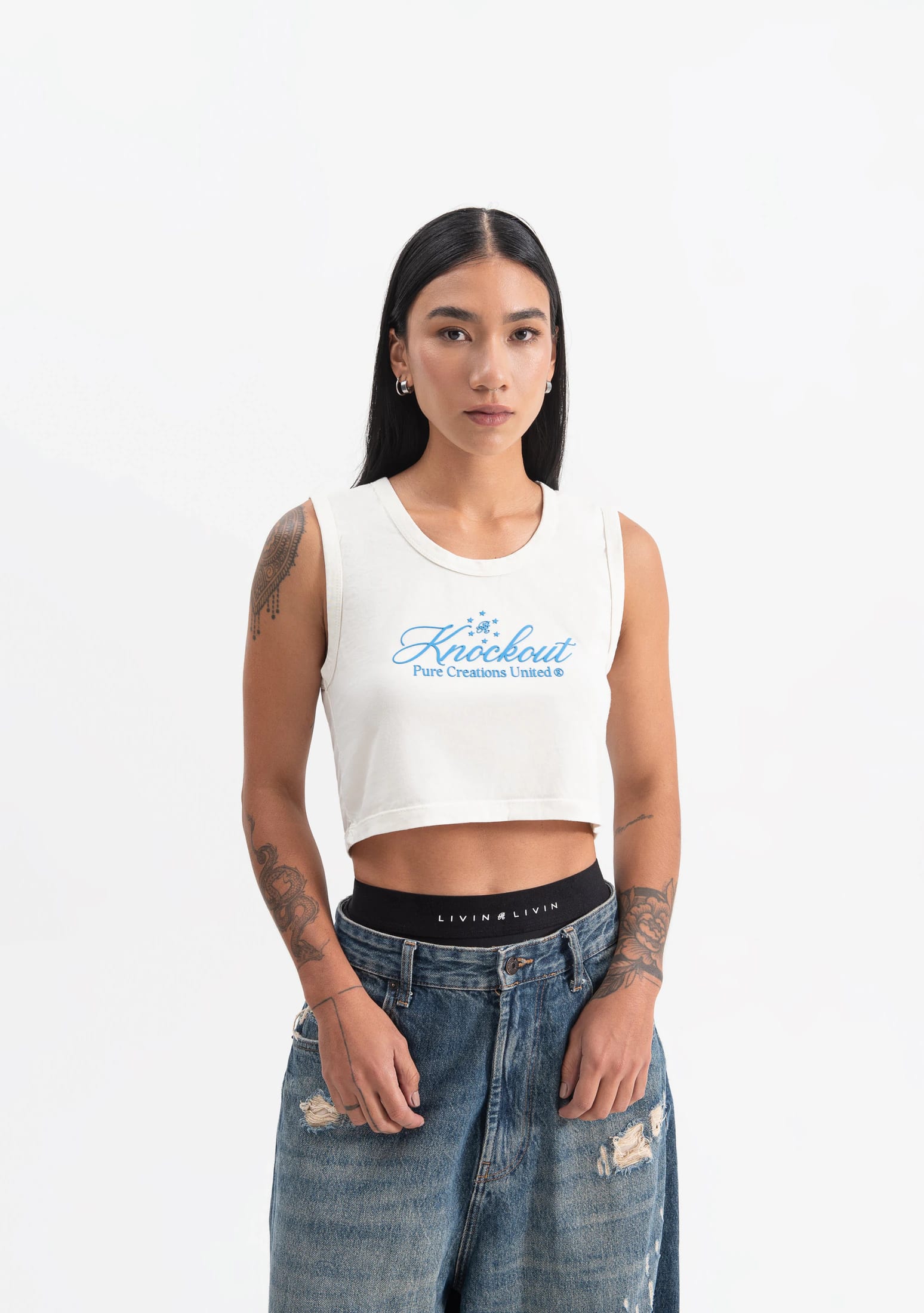 knockout white crop top - imagen 2