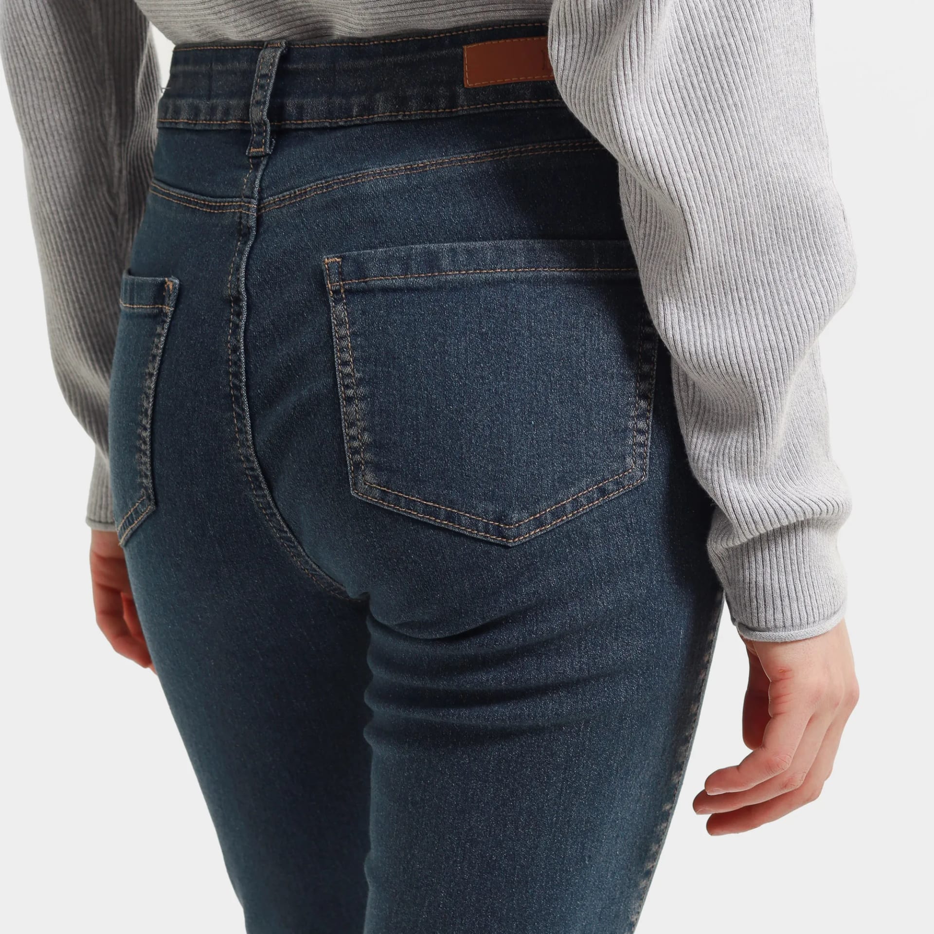 Jean Tiro Medio Bota Skinny - imagen 5