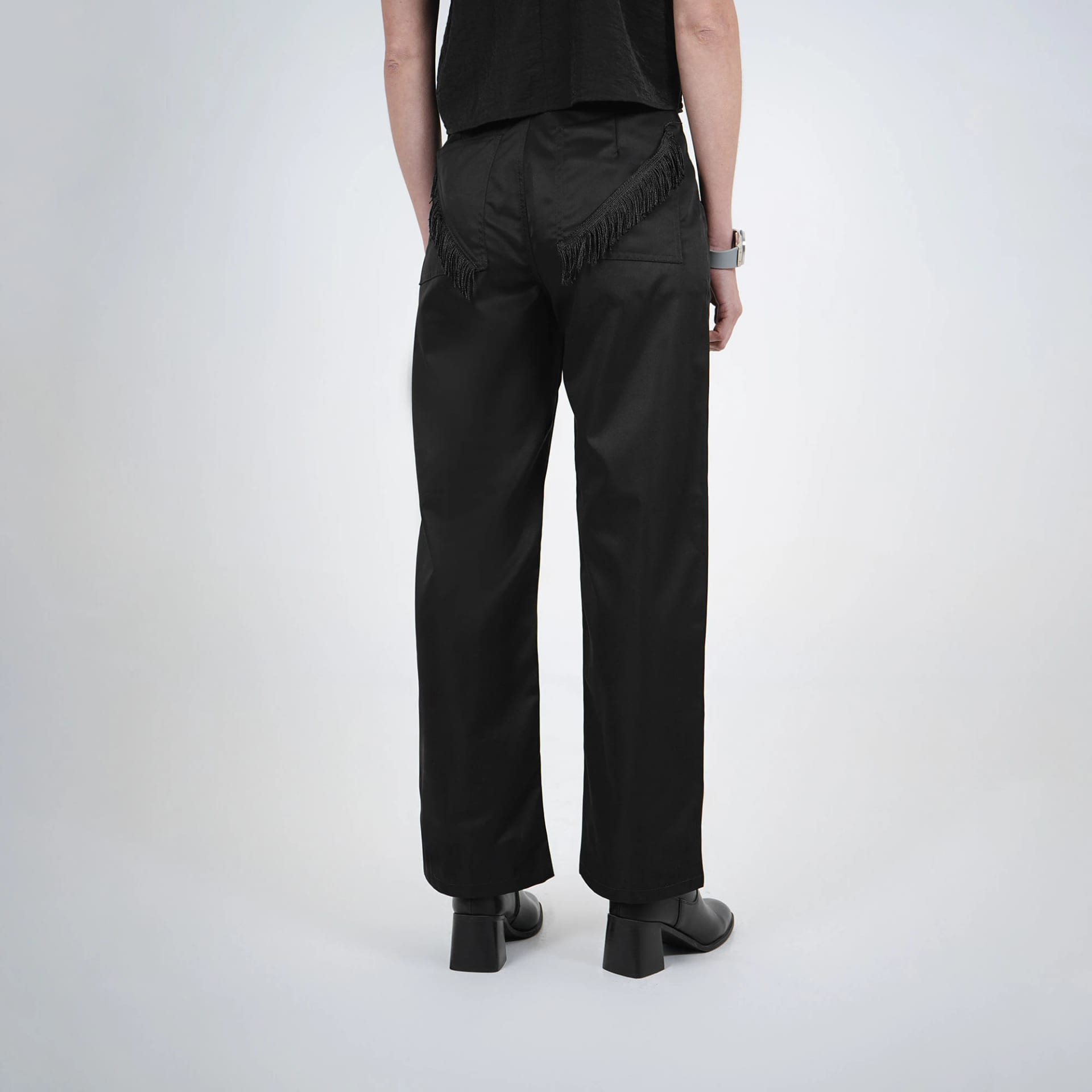 Pantalón bota recta con flecos - imagen 8