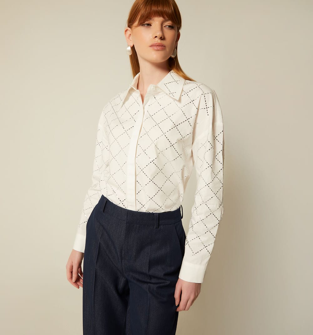 Camisera con detalles brillo - imagen 4
