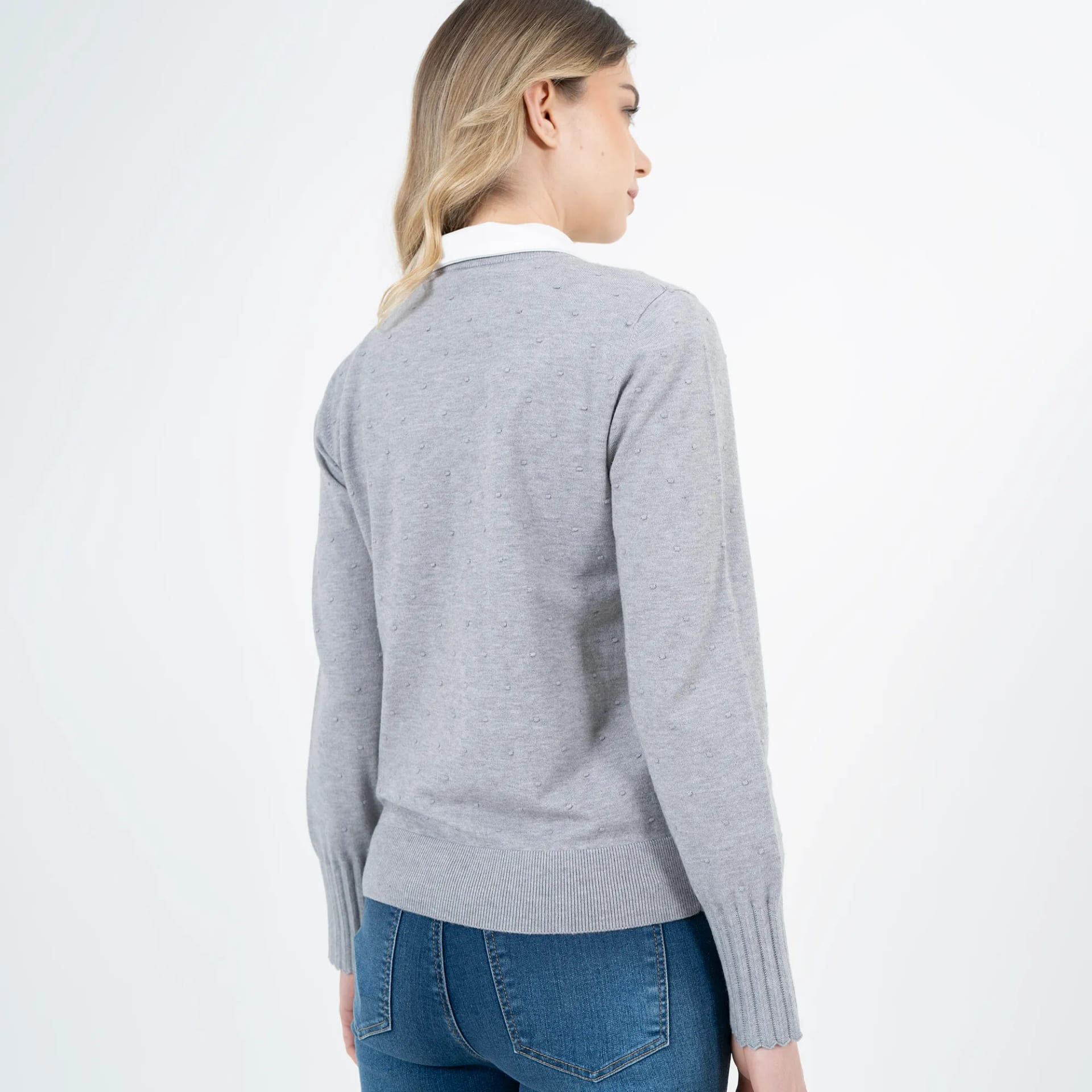 Sweater textura pepas cuello redondo manga larga - imagen 8