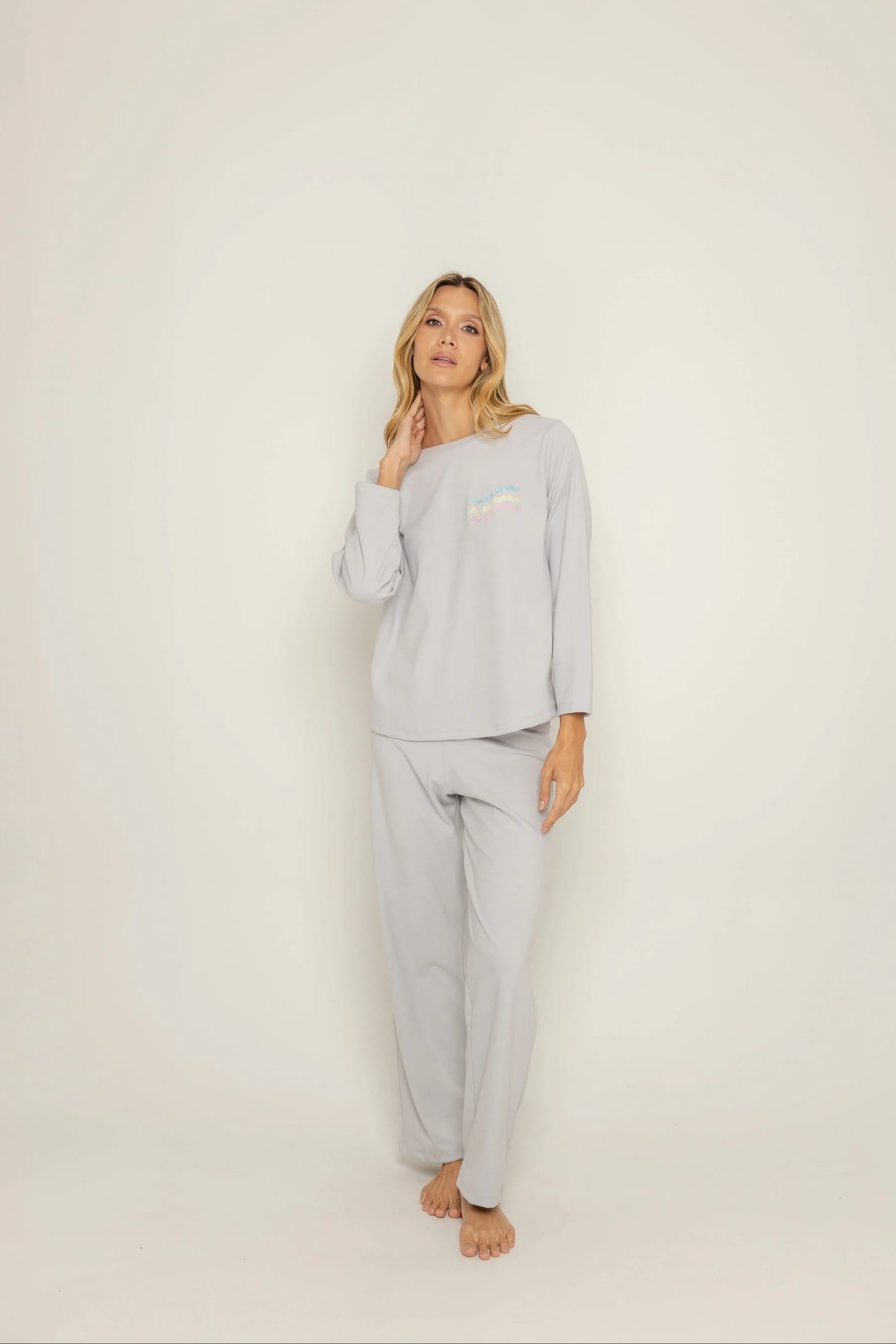 Conjunto pantalón térmico gris claro - imagen 2