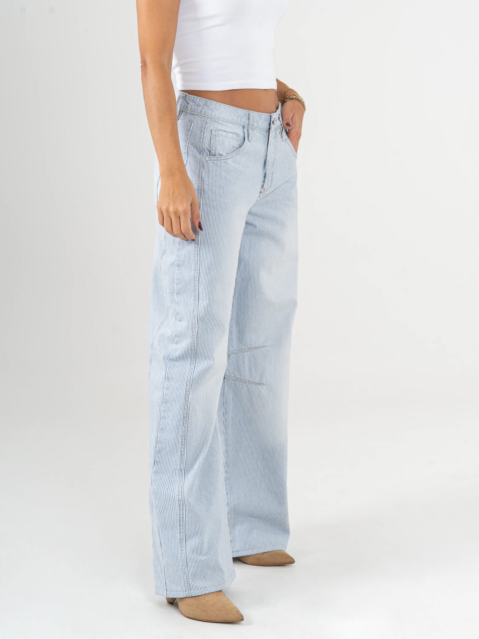 Ref: 066089 Jean wide leg, rayas, rígido, tiro alto, tono azul, pinzas en pierna - imagen 2