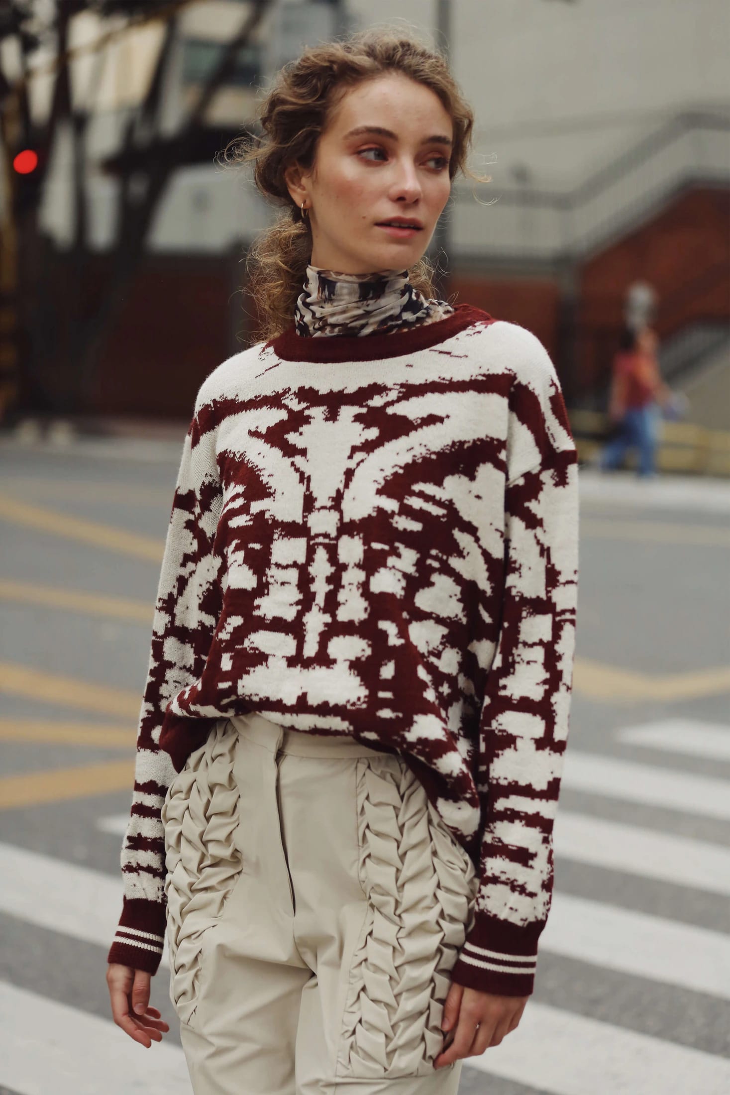 FIORELLA RED SWEATER - imagen 4