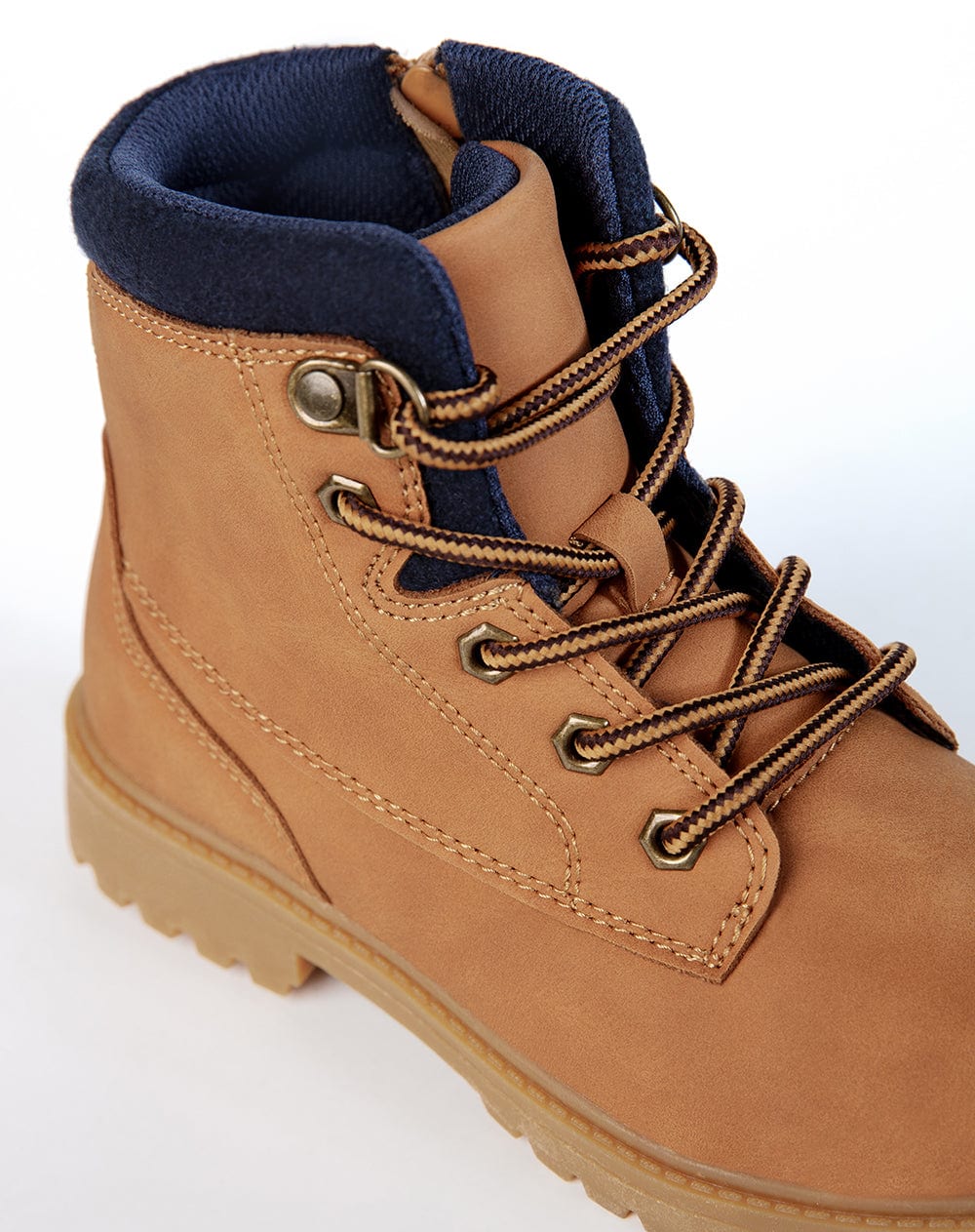Bota tipo work boot café niño - imagen 4