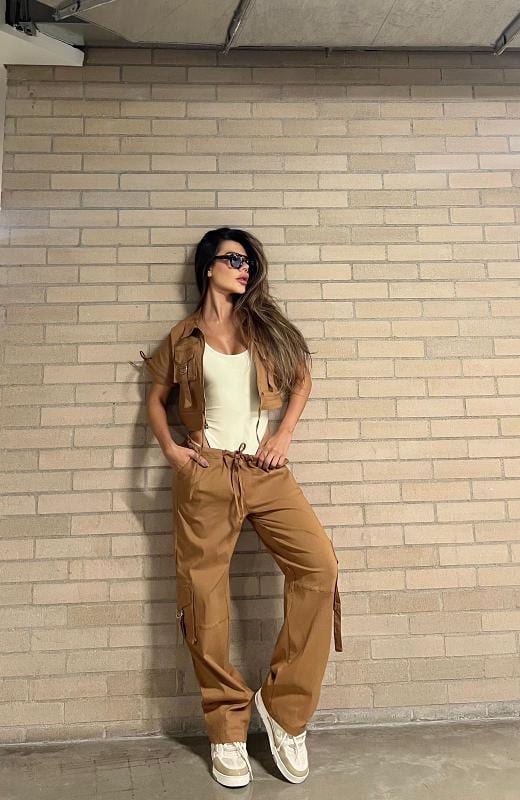 SET CON CHALECO CAMEL - imagen 3