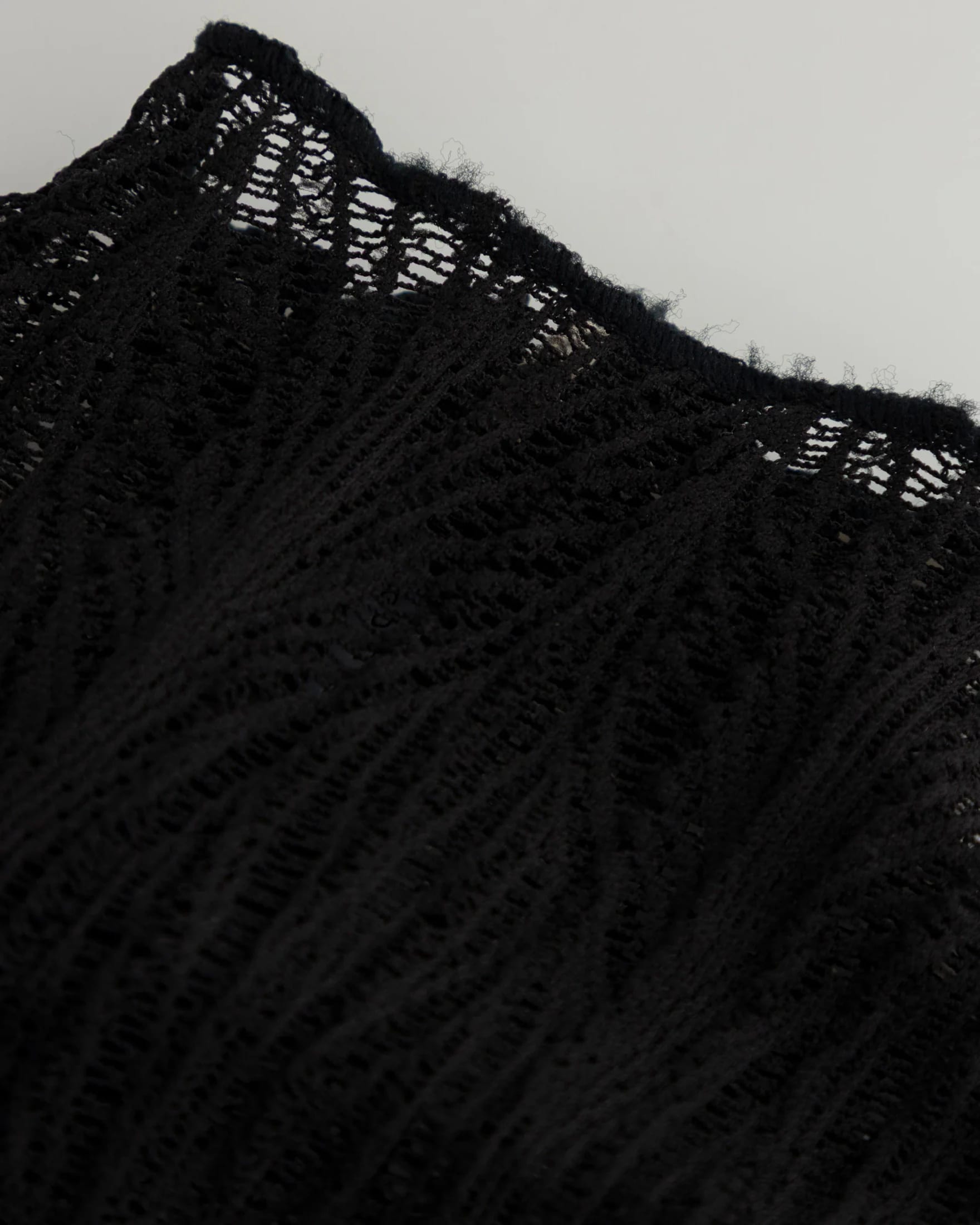 Basics Turtle Neck Top Transparent Black - imagen 12