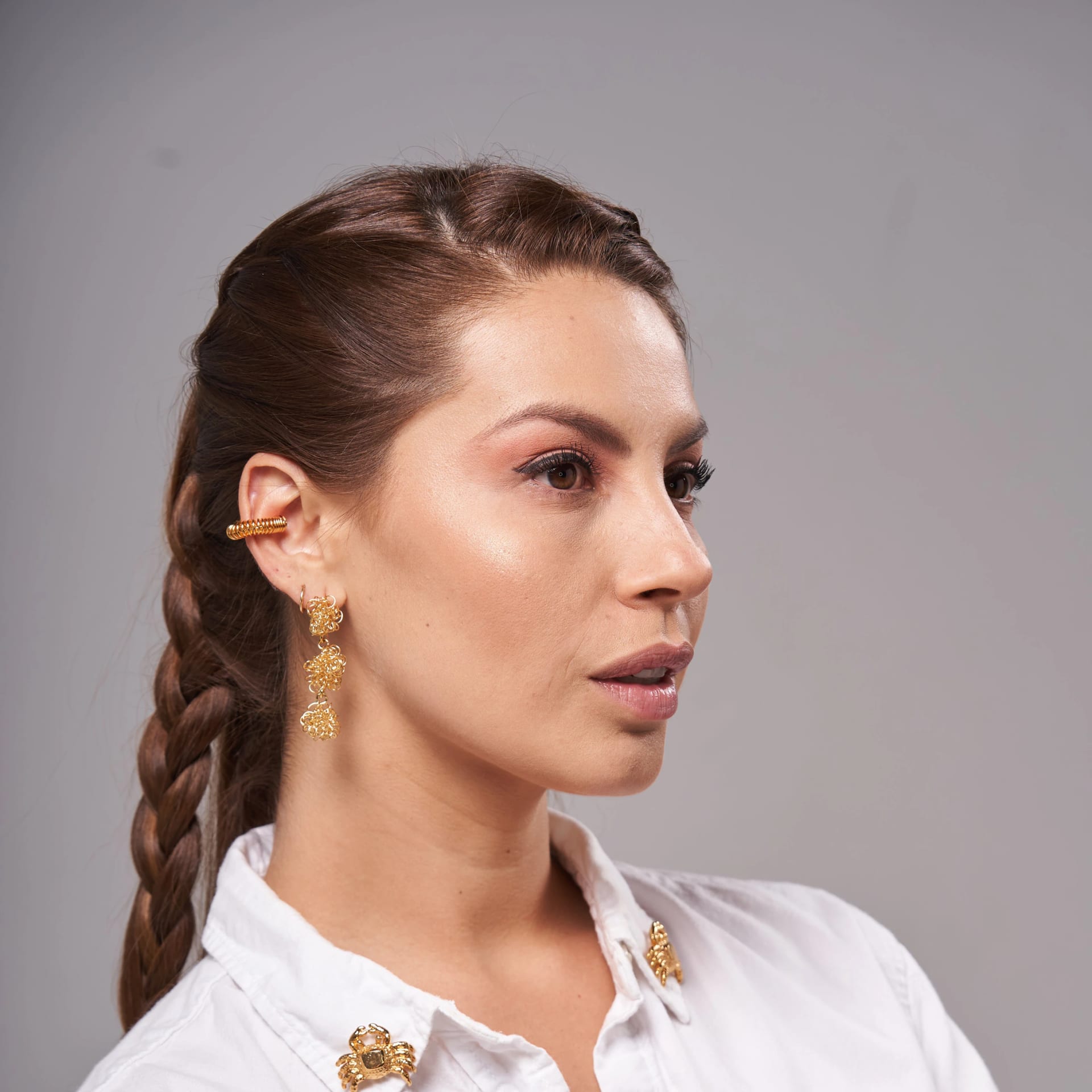 Golden Blossoms Earrings - imagen 5