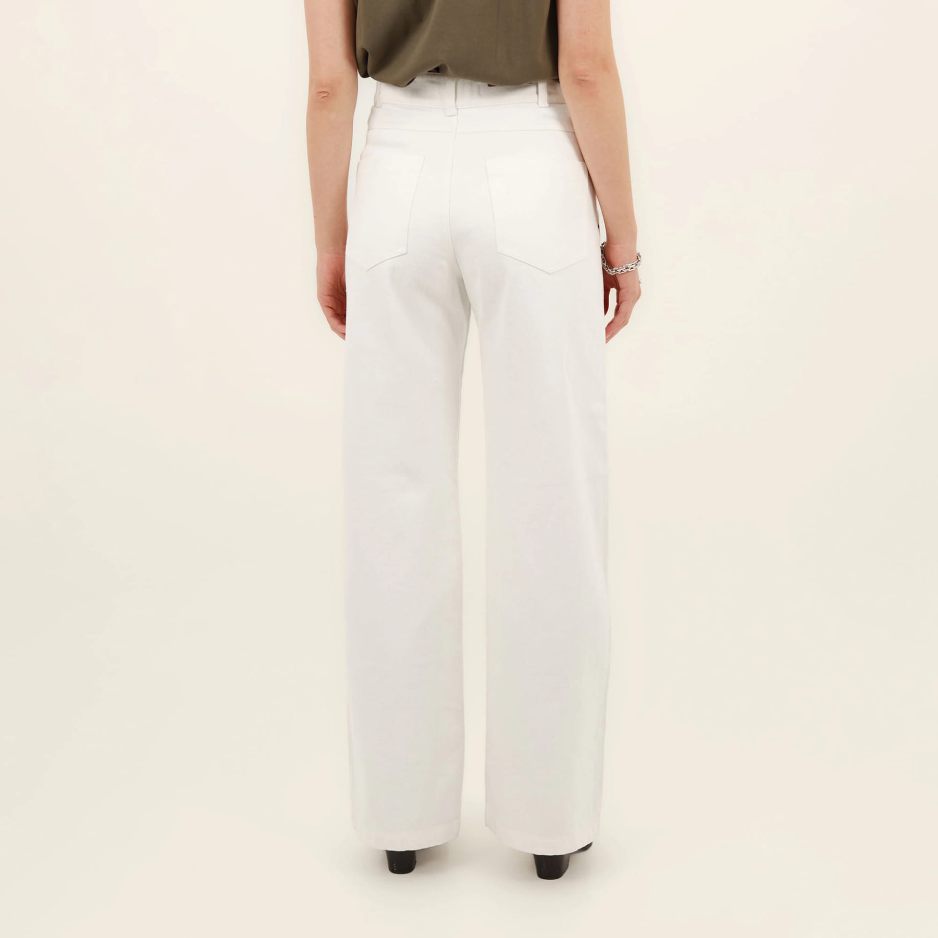 Jean palazzo bota flare con taches - imagen 6