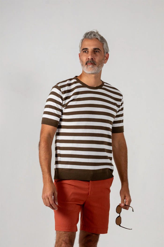 CAMISETA DE PUNTO BLANCA RAYAS CAFES - imagen 2