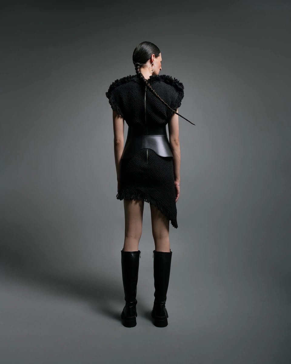 MOUNTAIN WINGS LEATHER BELT - imagen 4