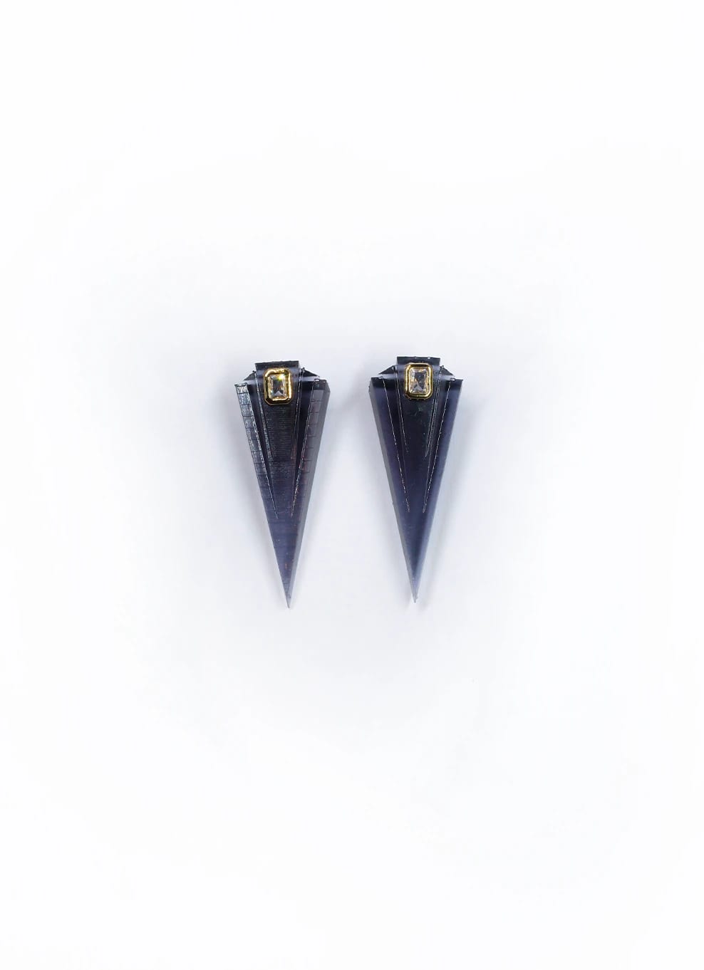 JVxTH - L SMOKY EARRINGS - imagen 4
