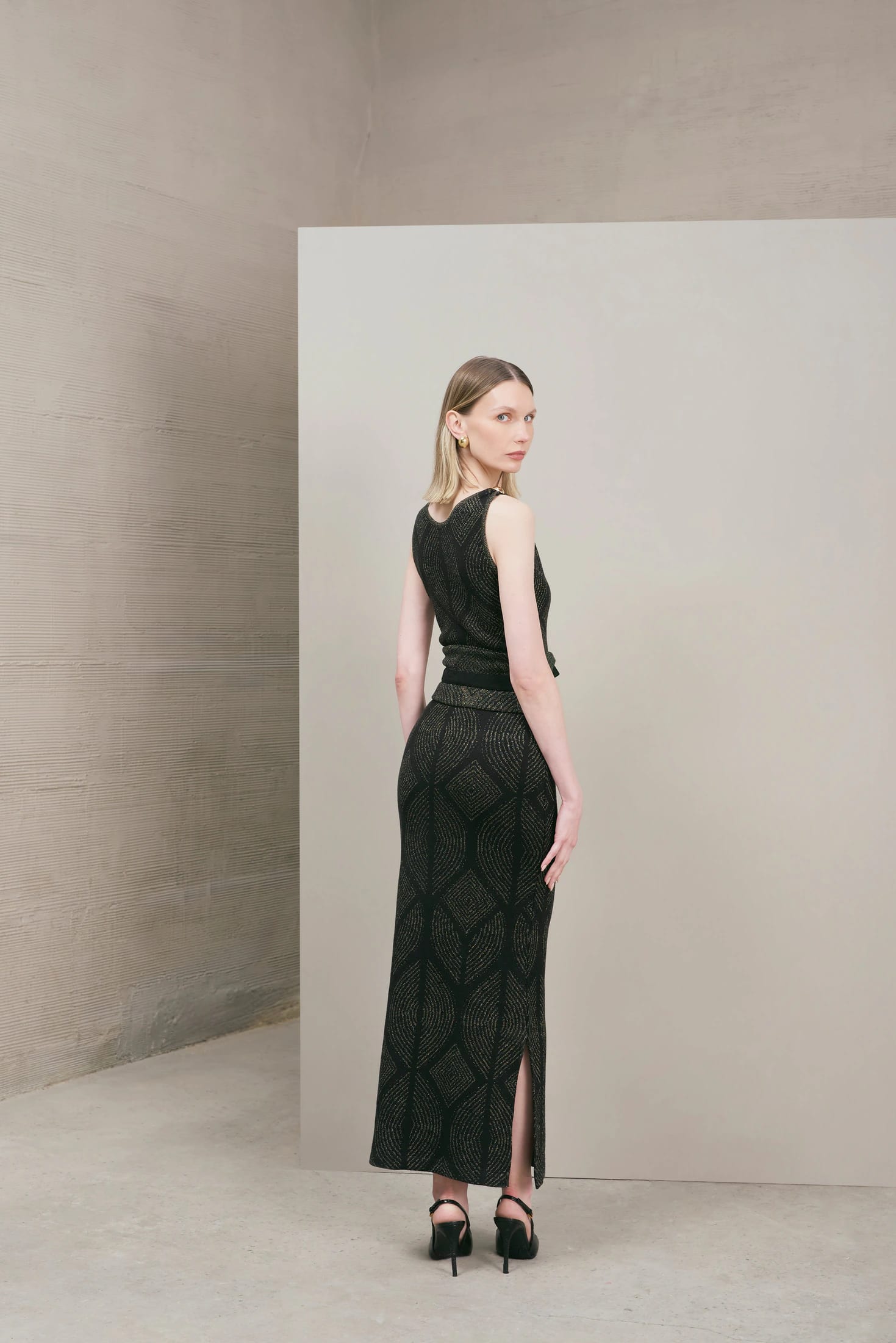 Vestido Atenea Negro-Dorado - imagen 3