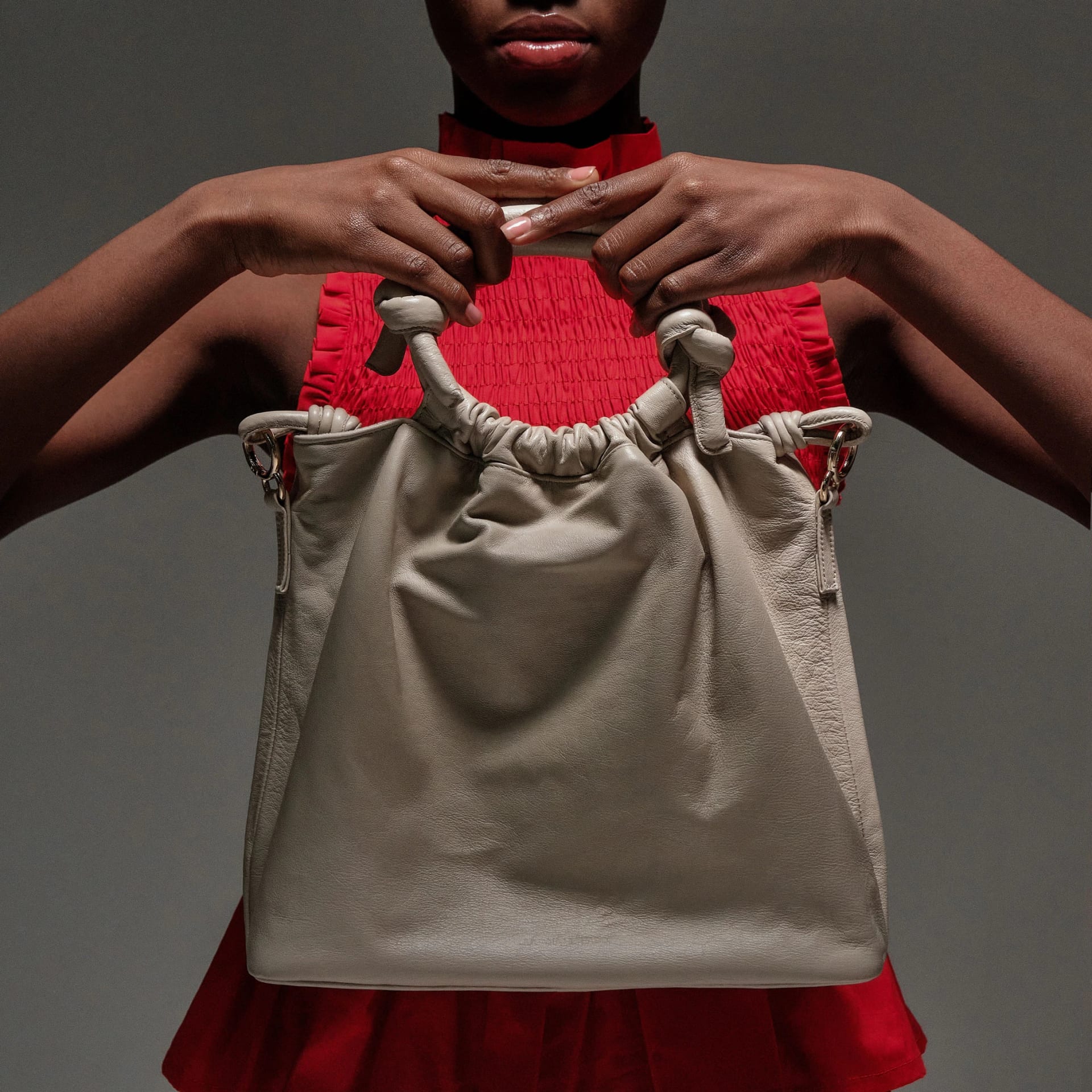 Alocasia Bag Arena - imagen 2